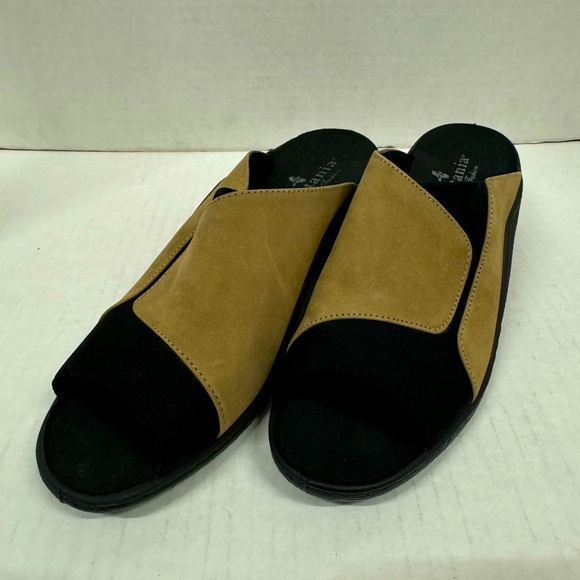 Women’s Portania slip on sandal new unworn size 9.5 (40) - Picture 1 of 7
